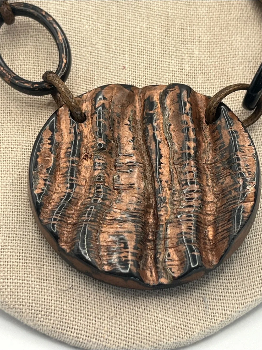 Boho Sylca Wood Look Resin Collar Necklace